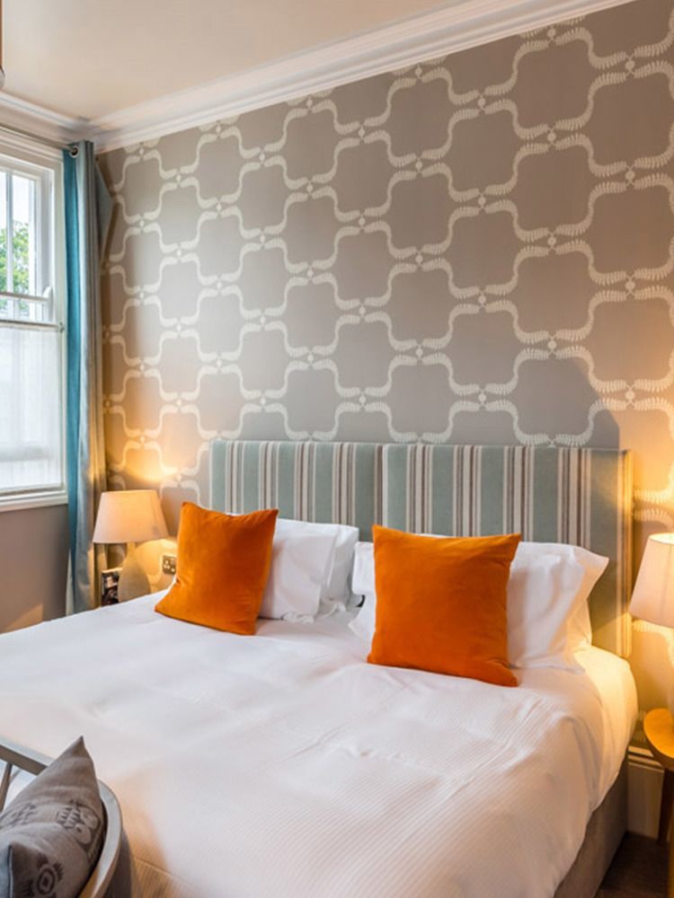 The High Field Town House 4* Birmingham