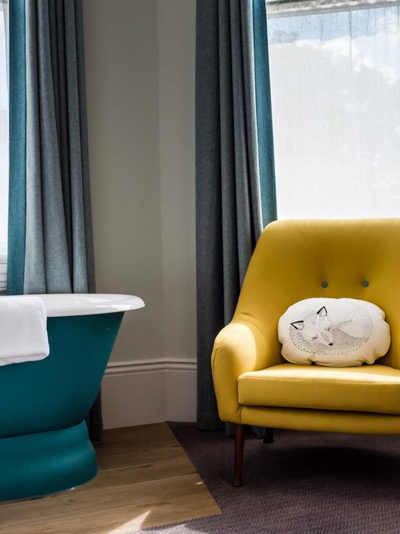 The High Field Town House 4* Birmingam